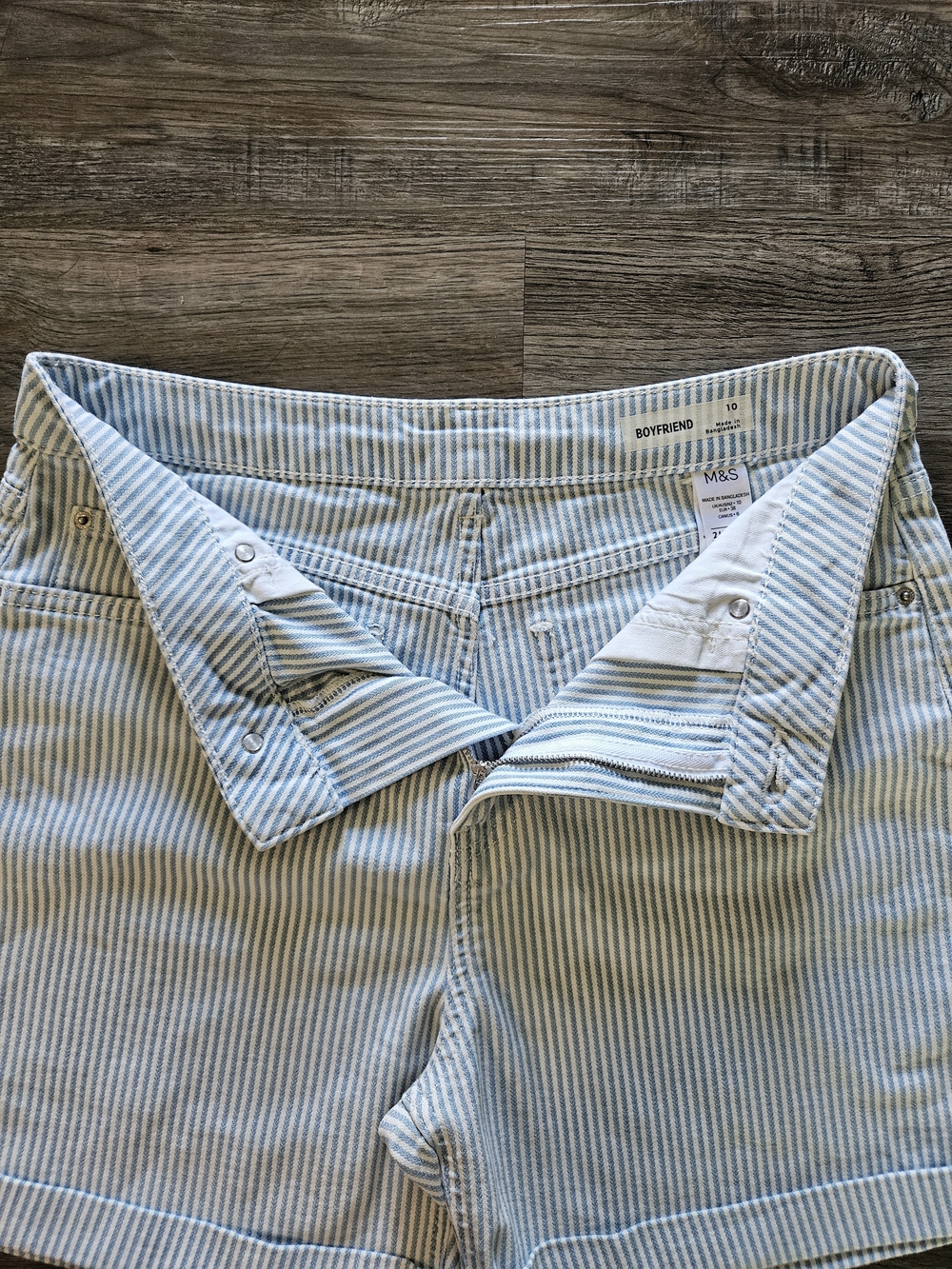 M&S 90's Boyfriend Blue & White Striped Shorts - Picture 7 of 10